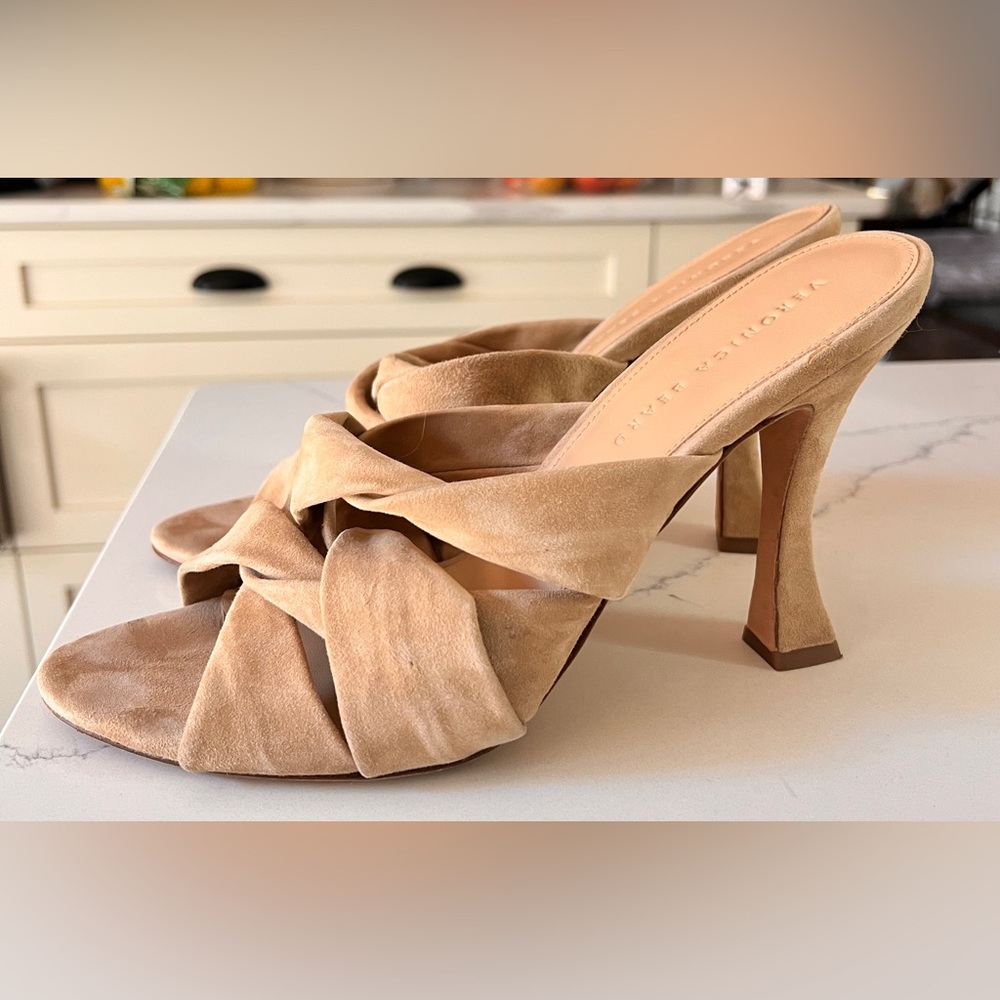 Veronica Beard Alin (Sand) Sandal-Heels